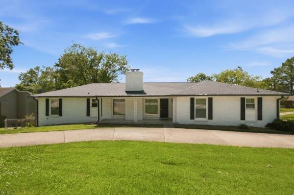 7401 Harrow Dr - Photo 1