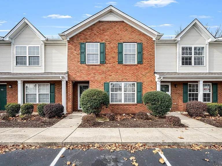3164 Prater Ct - Photo 1