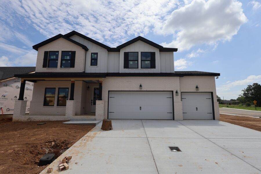 350 Kessell St - Photo 1