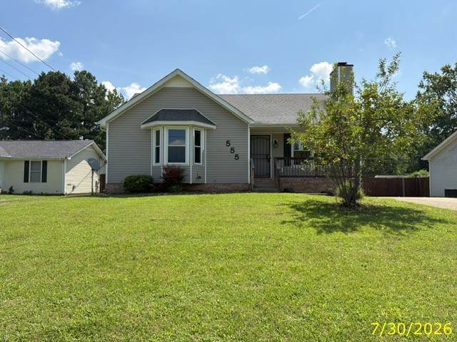 555 Anita Dr - Photo 1