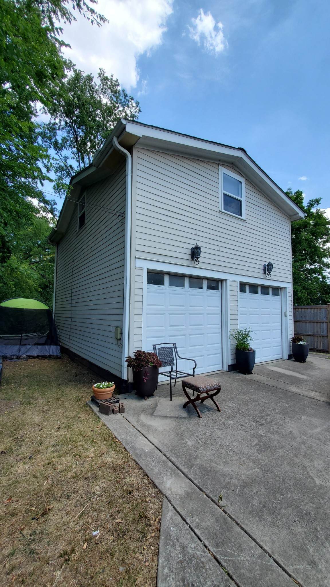 1108 Jackson St - Photo 1