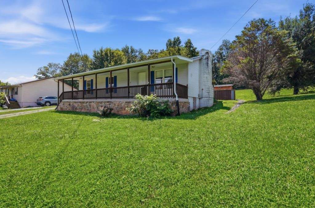 280 Middle Dr - Photo 1