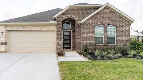 135 Van Conder Place - Photo 1