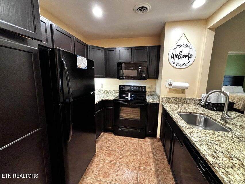 https://bt-photos.global.ssl.fastly.net/nashville/orig_boomver_1_RTC3322501-1.jpg