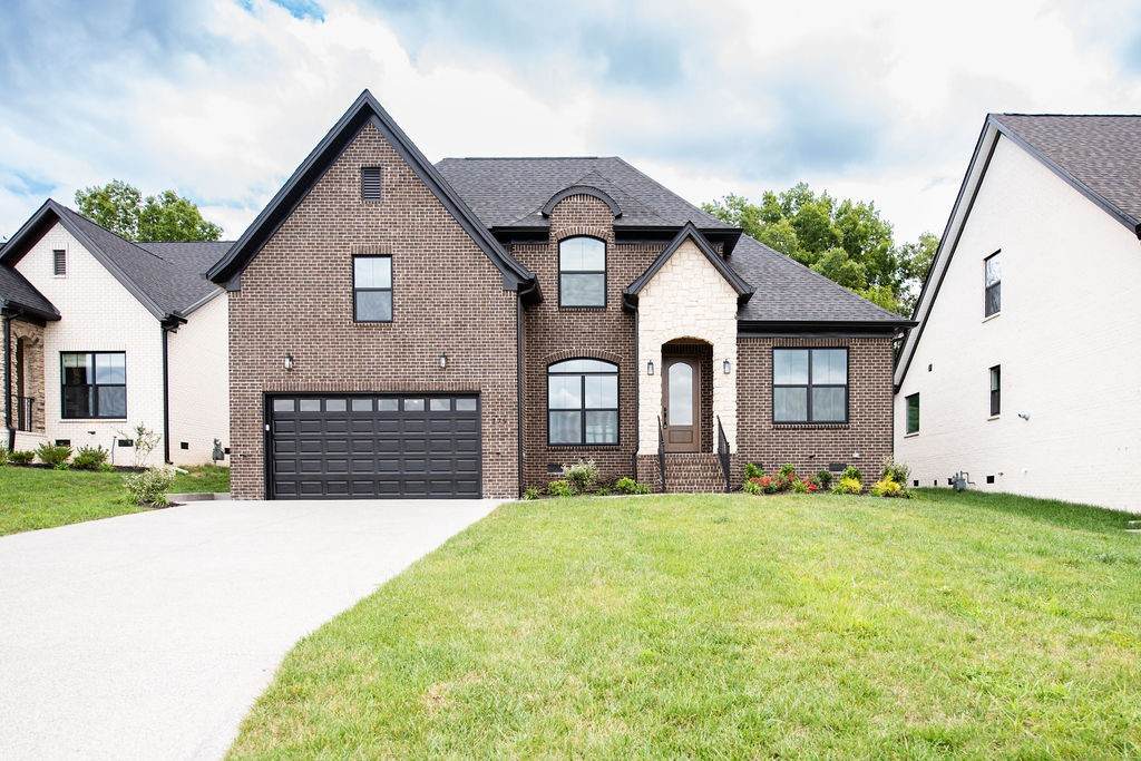 179 Karen Drive - Photo 1