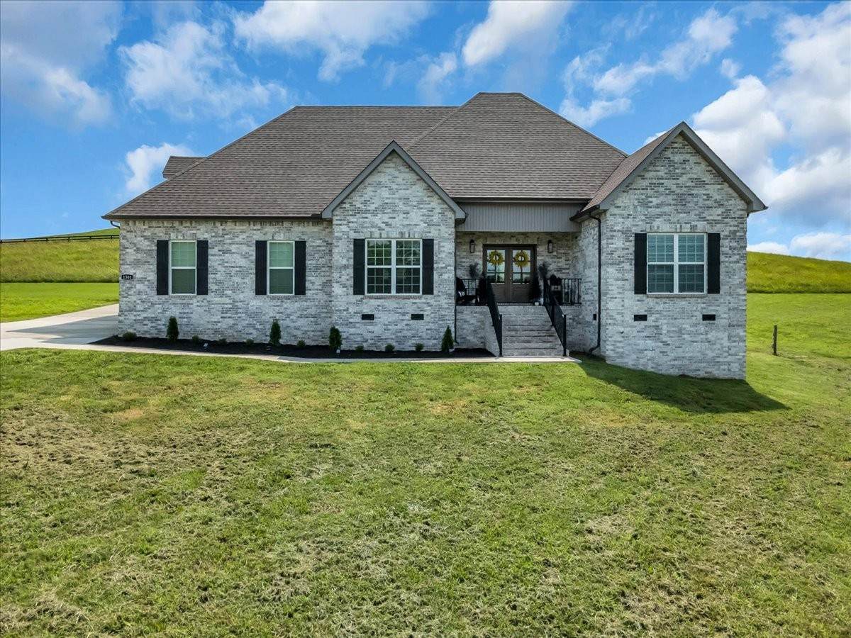 1301 Whiteside Hill Rd - Photo 1