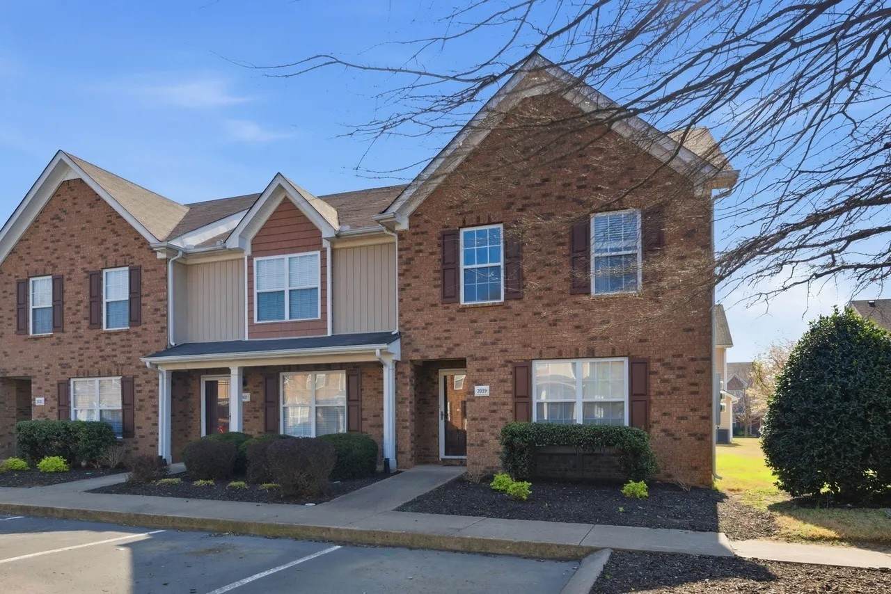 2039 Victory Gallop Ln - Photo 1