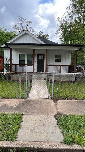 1707 S Beech Street - Photo 1