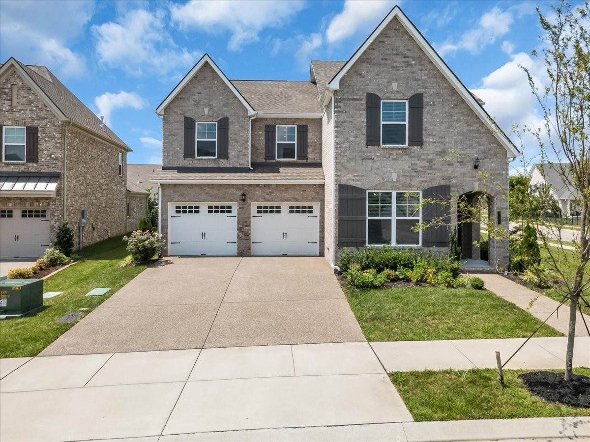 4000 Singing Creek Dr - Photo 1