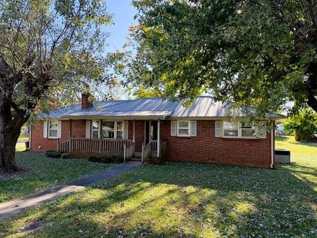 108 Black St - Photo 1