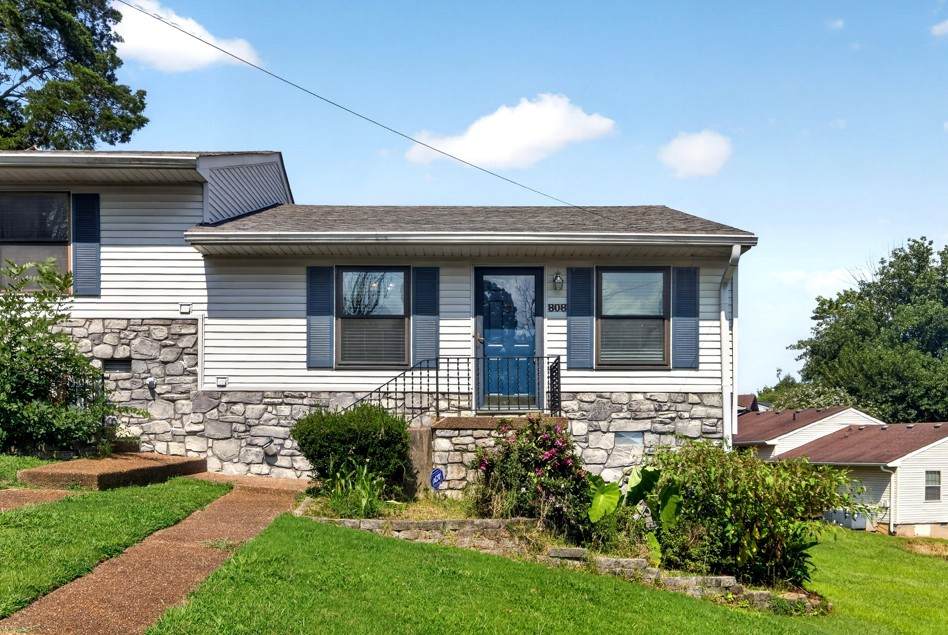 808 Apple Dr - Photo 1