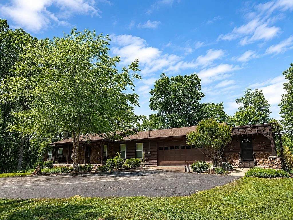 120 Smith Rd - Photo 1