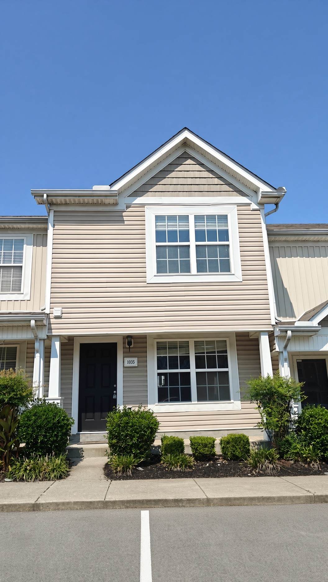 1035 Arlene Dr - Photo 1