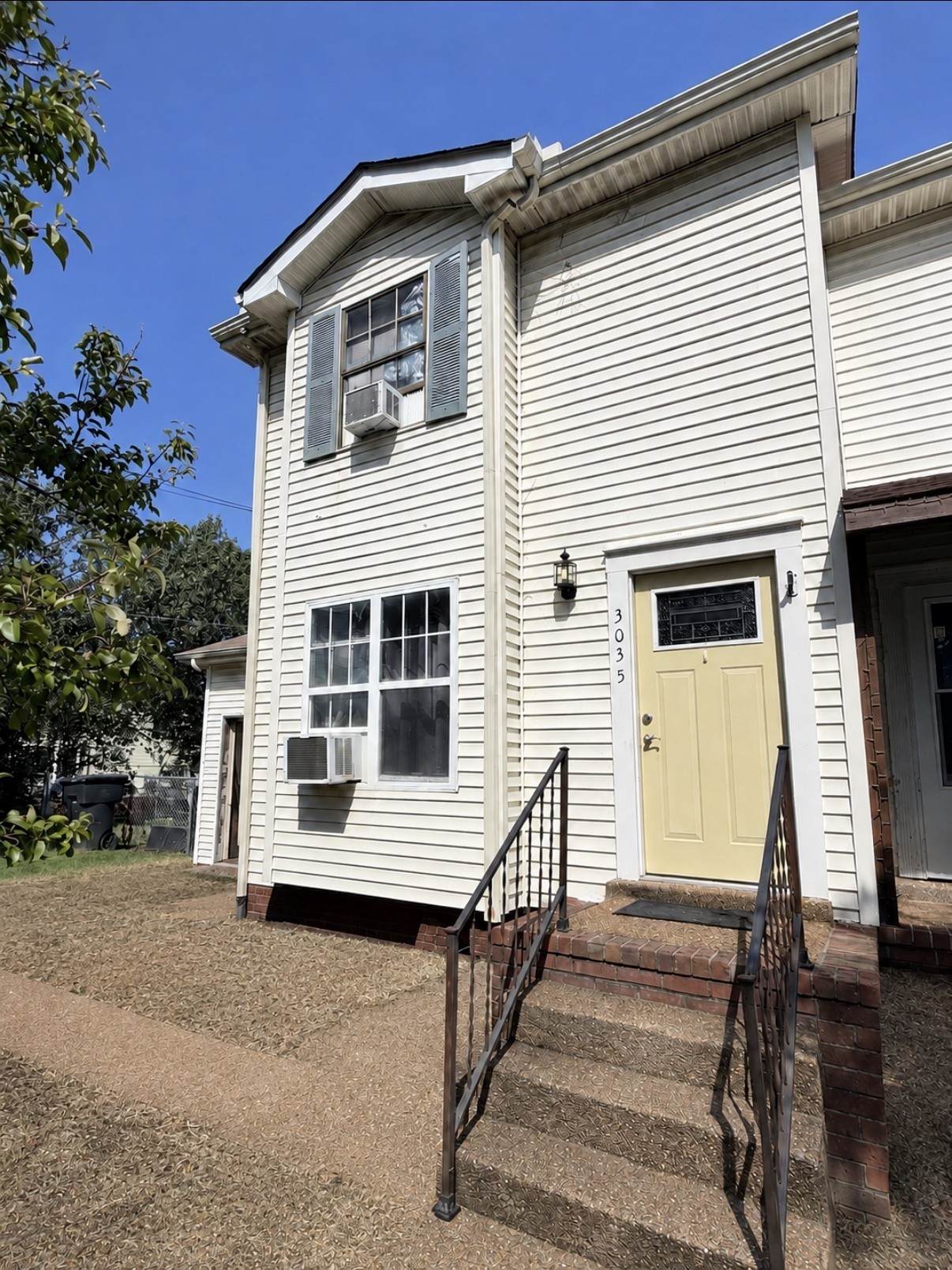 3035 Mossdale Dr - Photo 1