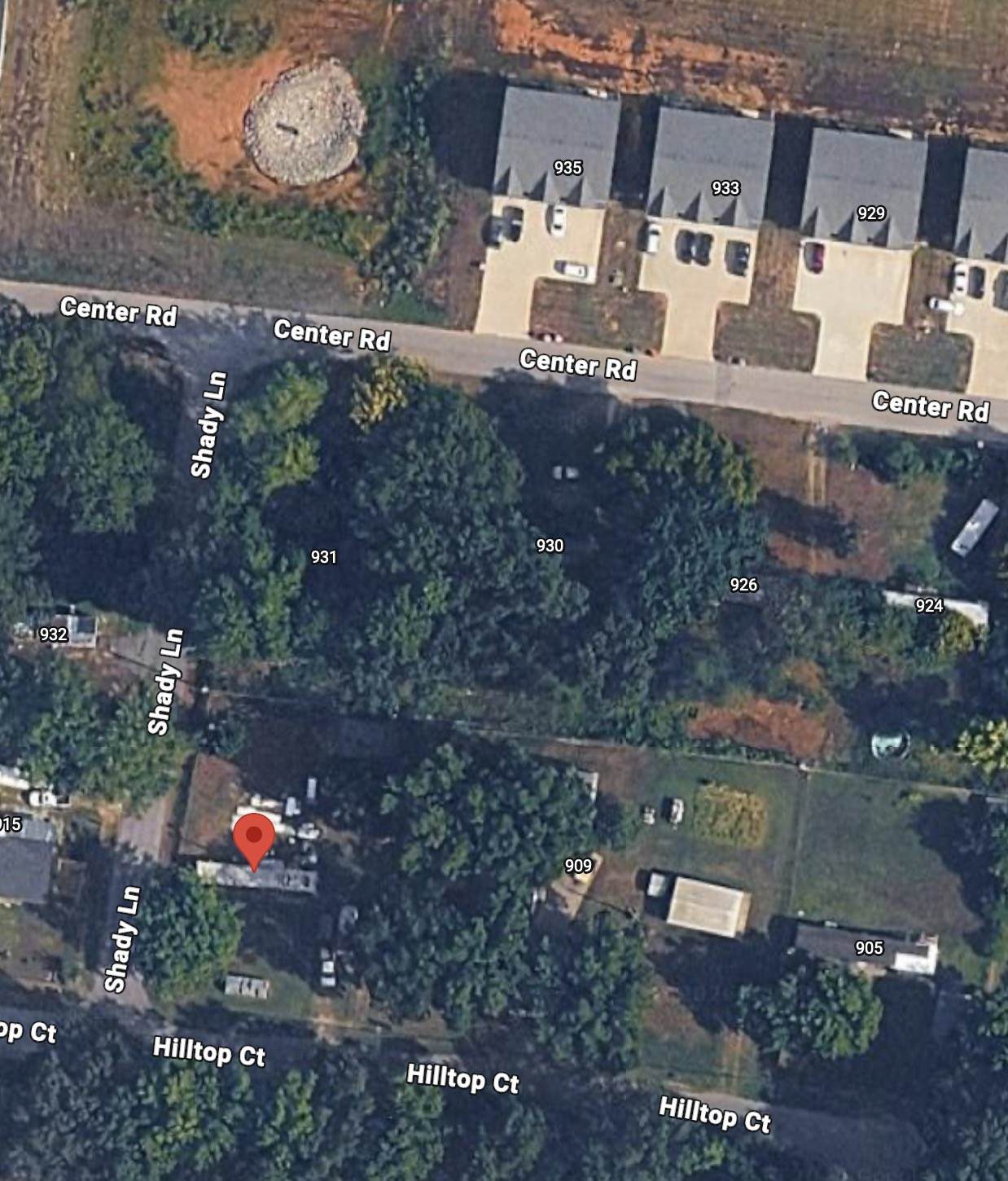 911 Hilltop Ct - Photo 1