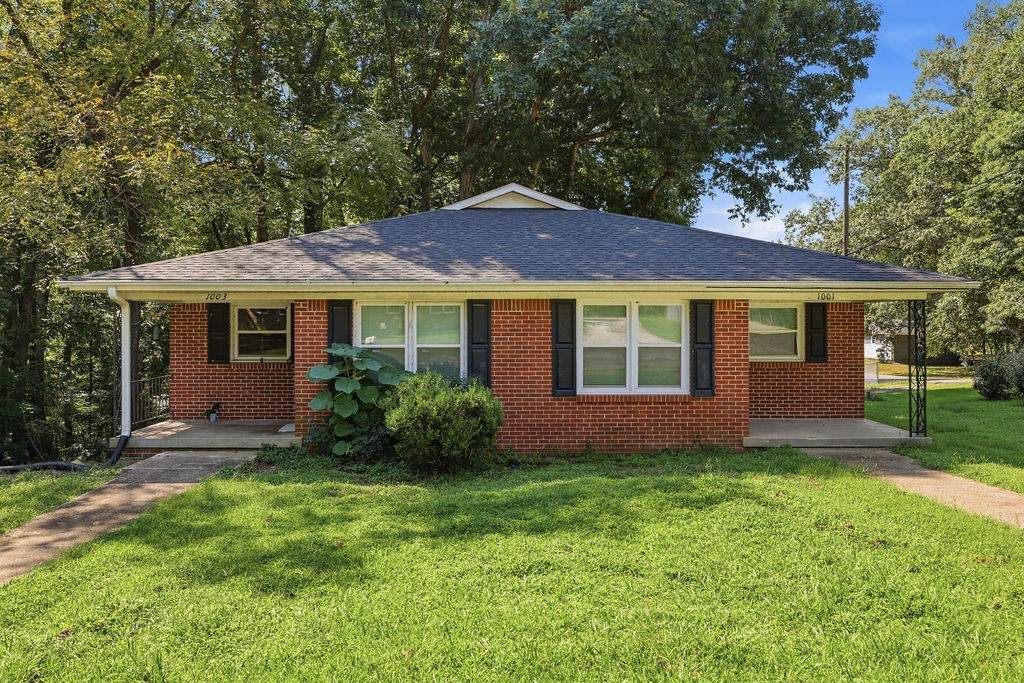 1001 Cowan St - Photo 1