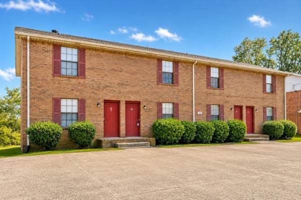 1630 Baltimore Dr - Photo 1