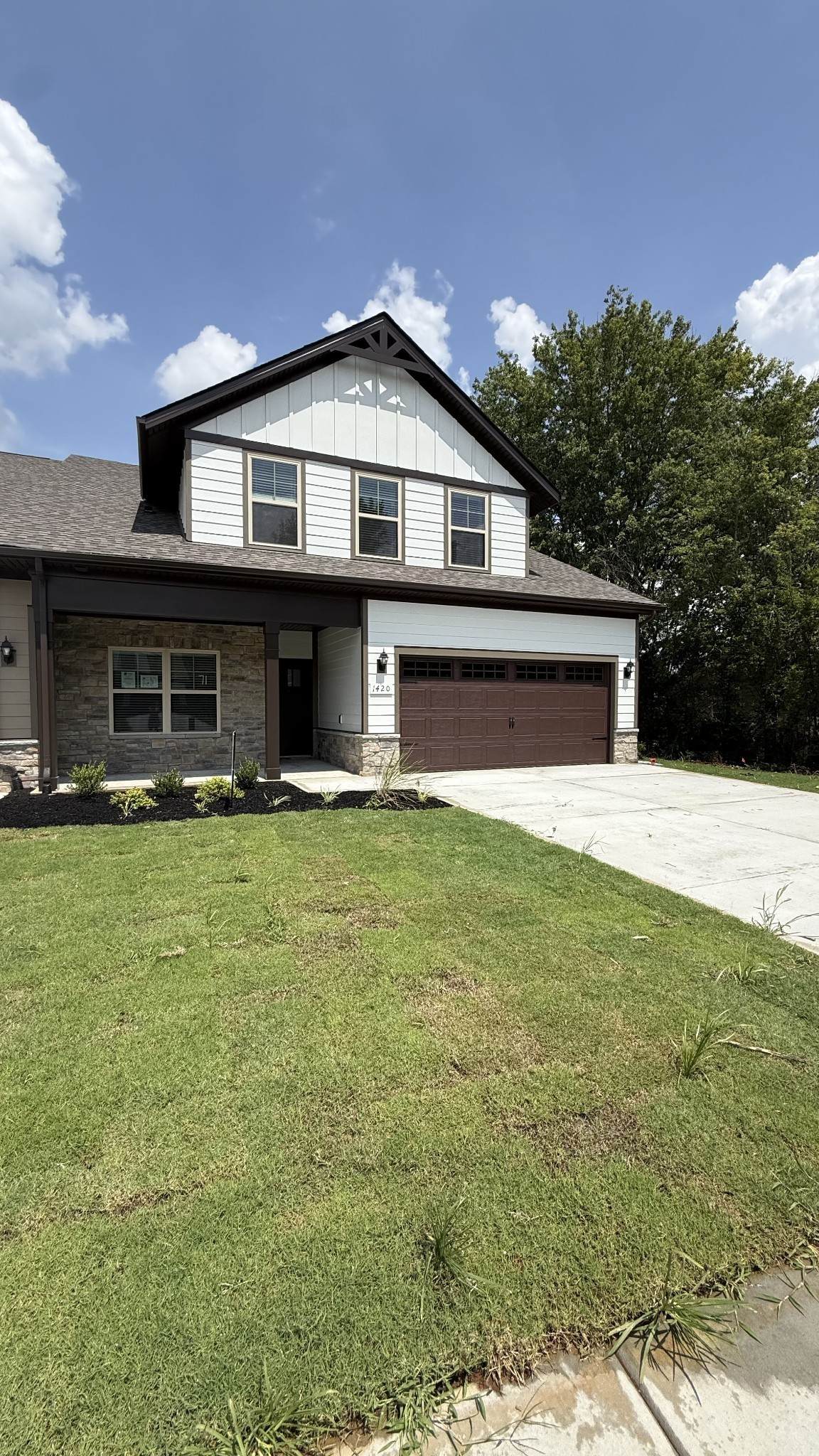 1420 Suzanne Drive - Photo 1