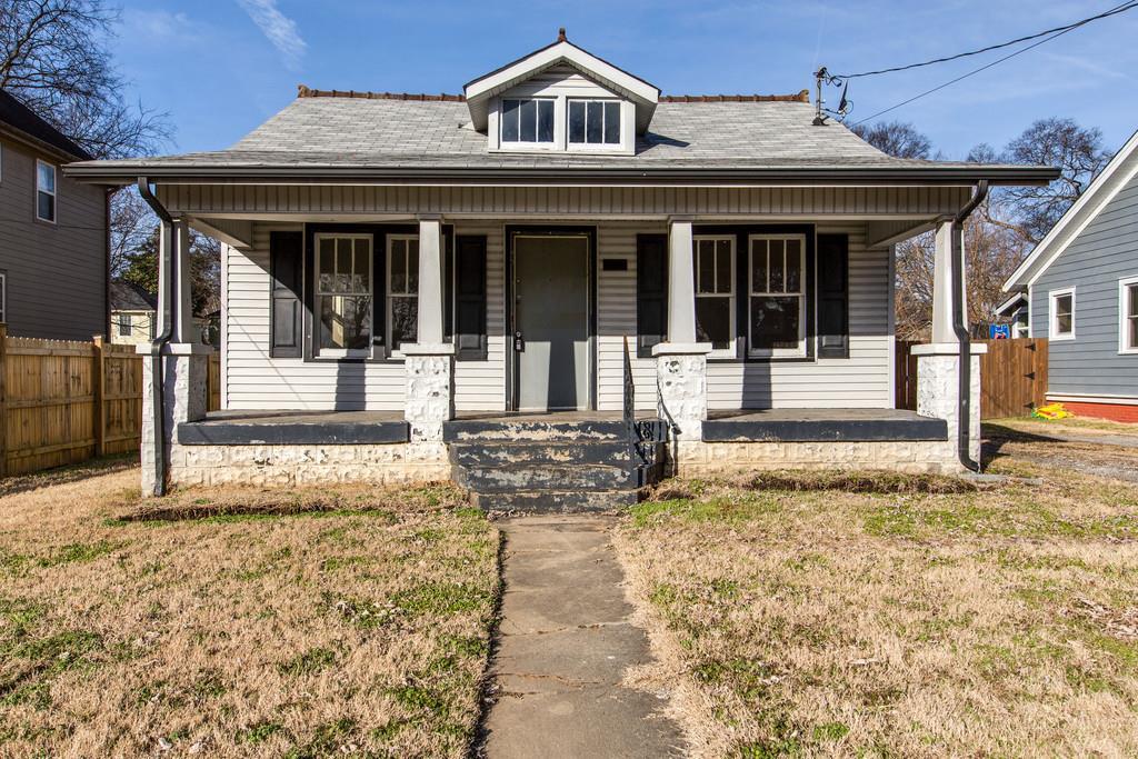 1106 Stockell - Photo 1
