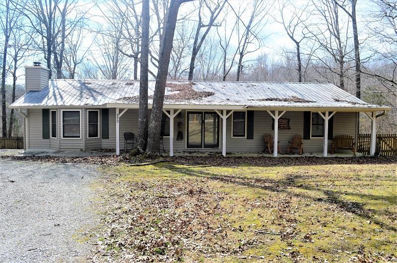 210 Owl Hollow Ln - Photo 1