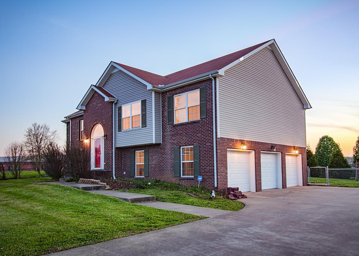 3535 Clearwater Drive - Photo 1