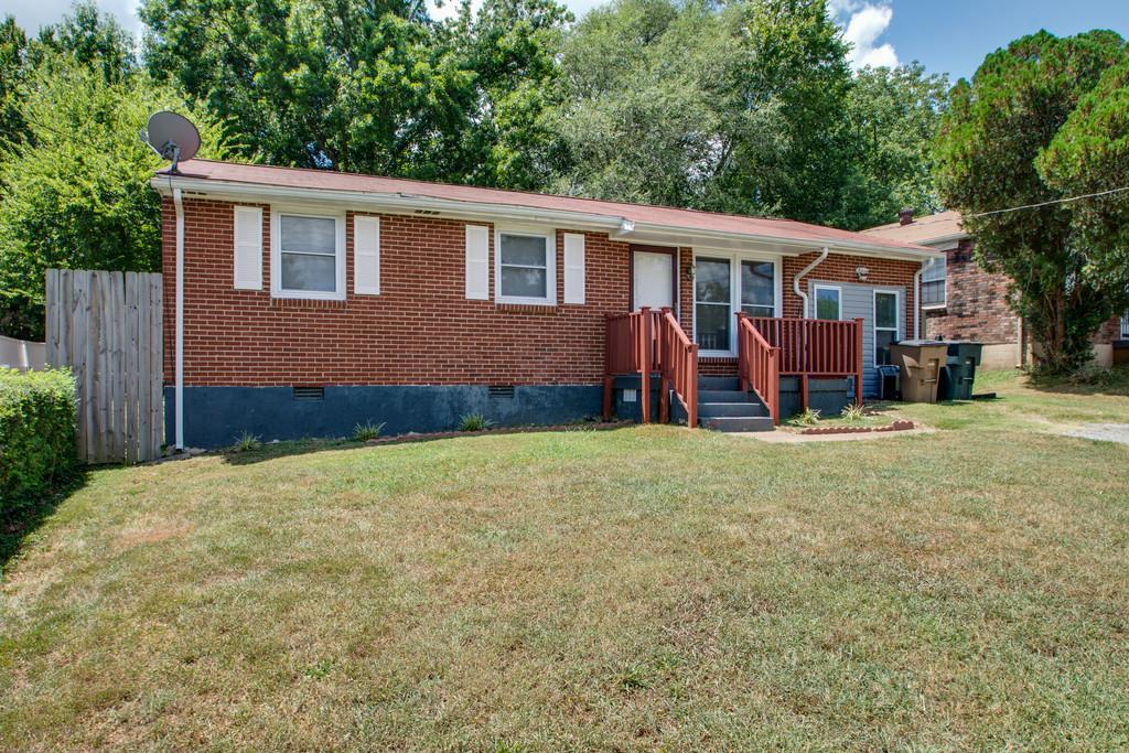 3213 Crowe Dr - Photo 1