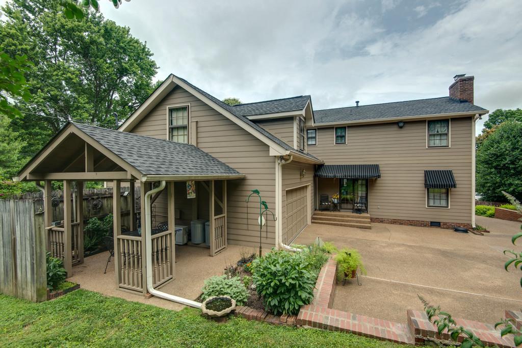 2621 Habersham Ave - Photo 1