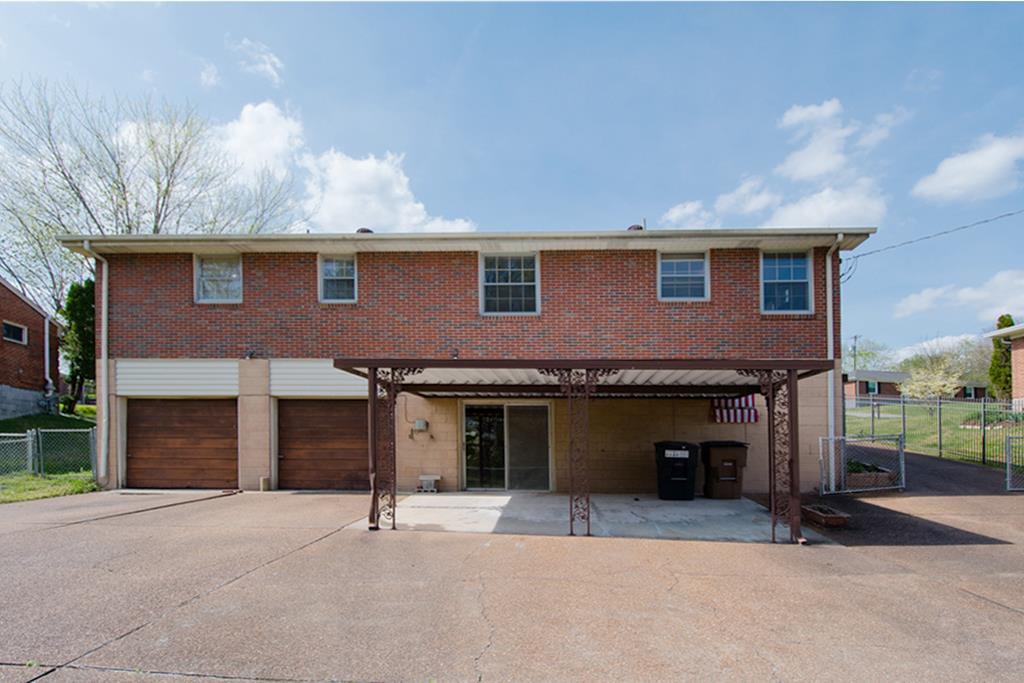 209 Perlen Dr - Photo 1