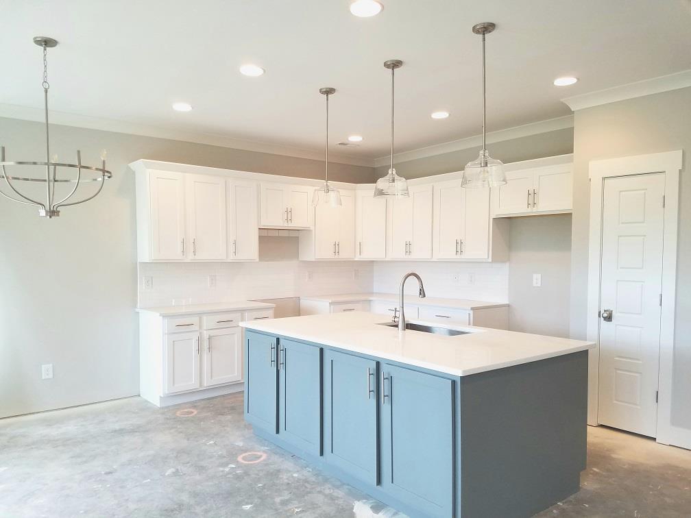 102 Pacific Ave - Photo 1