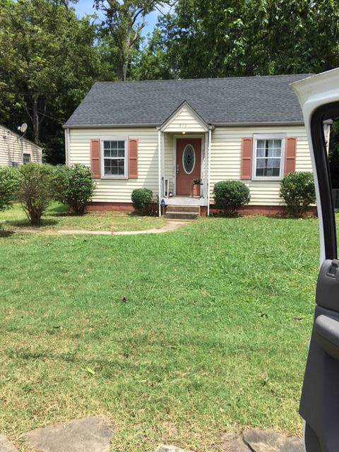 913 Sharpe Ave - Photo 1
