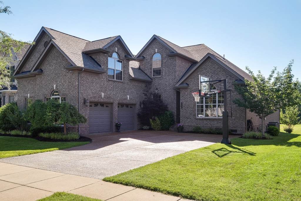 3252 Locust Holw - Photo 1