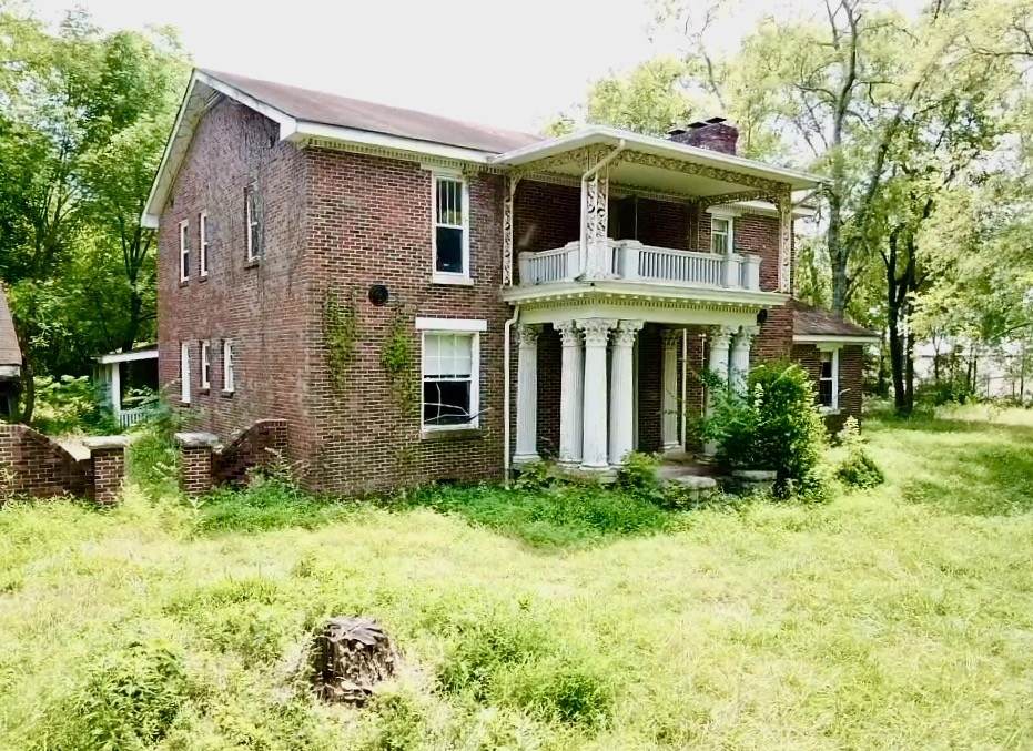 126 New Shackle Island Rd - Photo 1