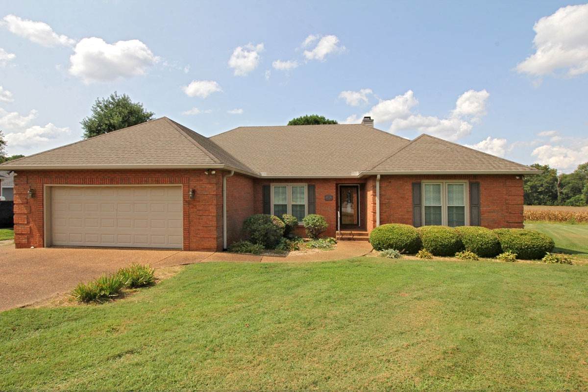 109 Macintosh Dr - Photo 1