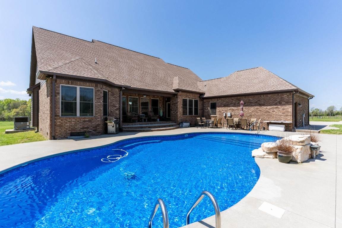 334 Edd Joyce Rd - Photo 1