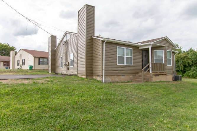 3315 Chesapeake Cir - Photo 1