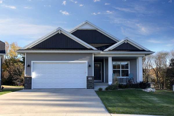 131 Whitehouse Lane - Photo 1