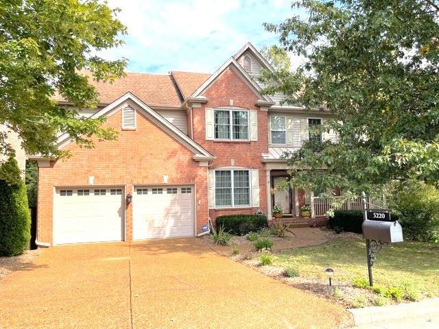 5220 Almadale Cir - Photo 1