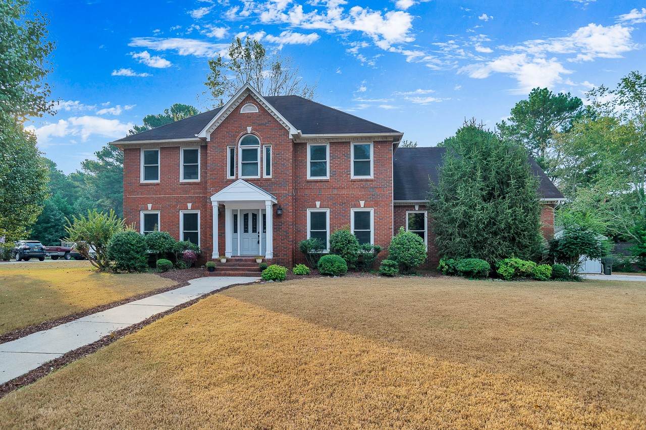 119 Silver Creek Cir - Photo 1