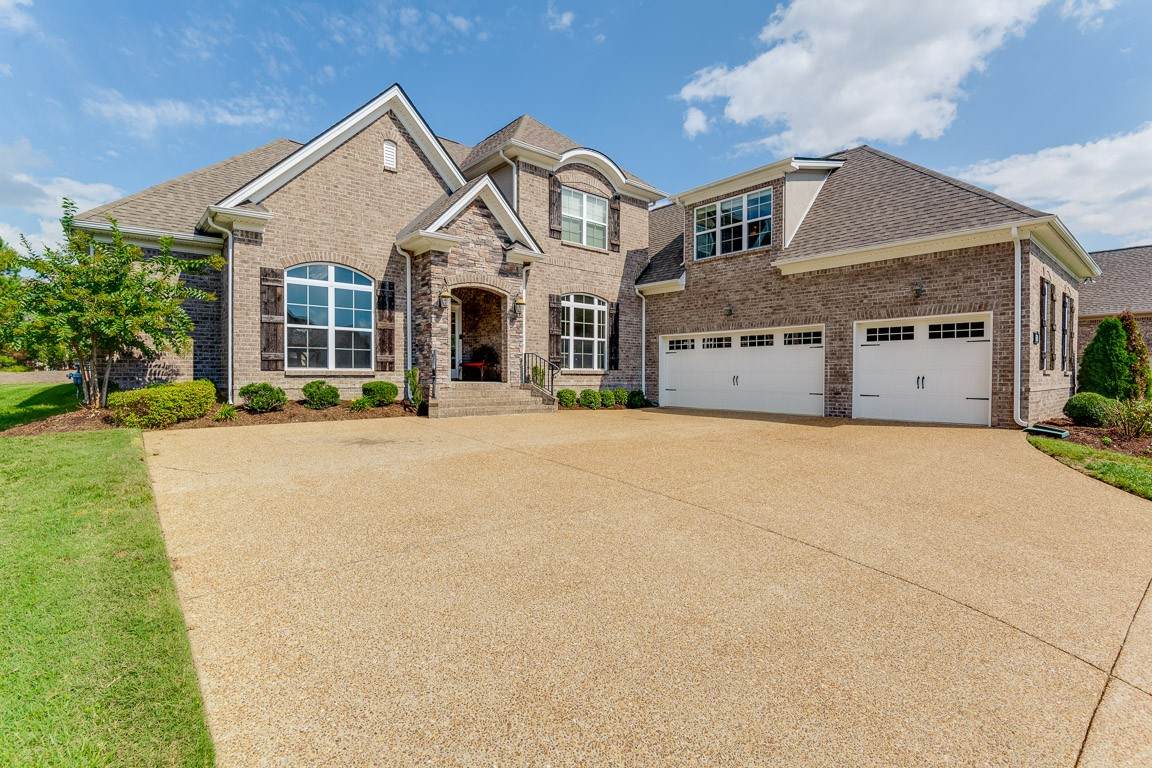 2124 Sugar Mill Dr - Photo 1