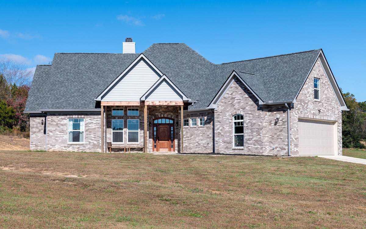 2918 Valley Creek Rd - Photo 1