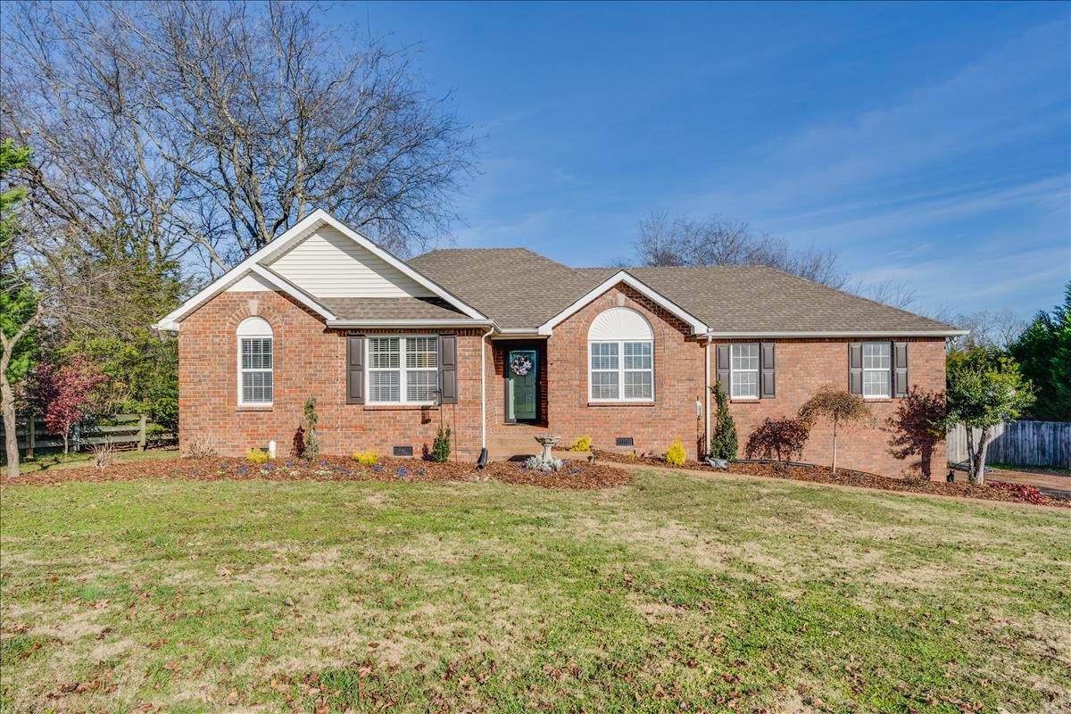 2804 Bloomfield Dr - Photo 1