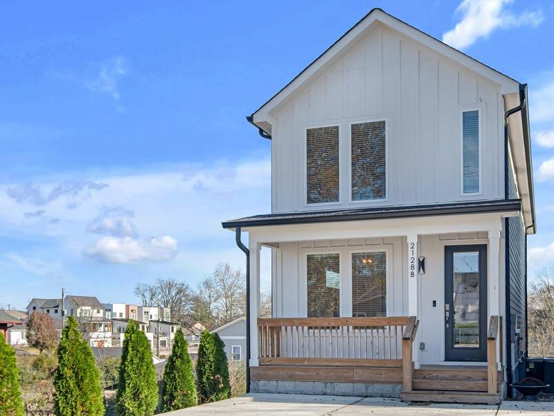 2128B 14th Ave - Photo 1