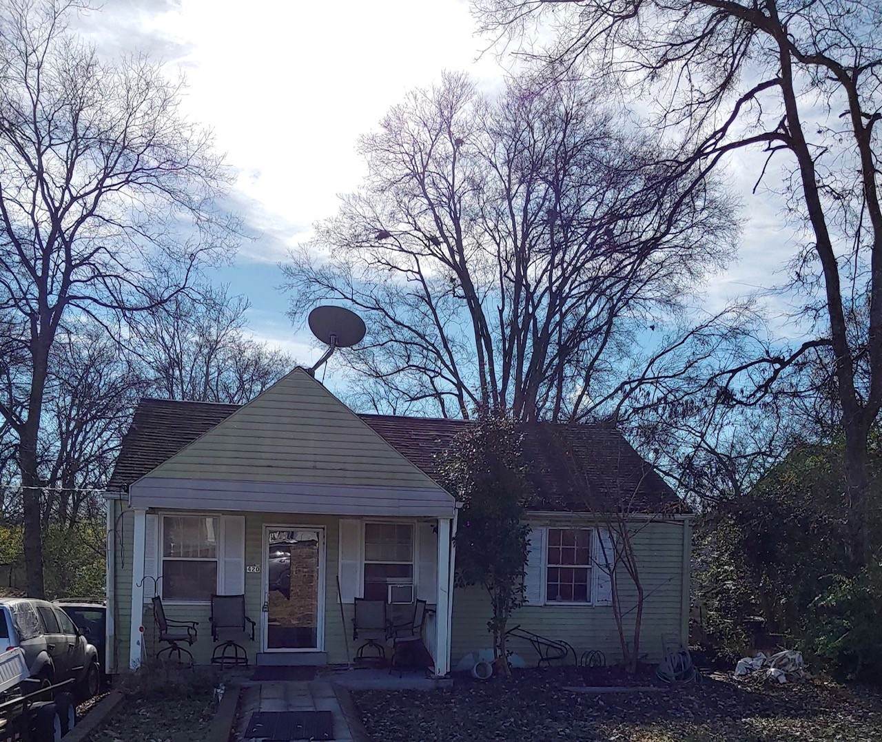 420 Elm St - Photo 1