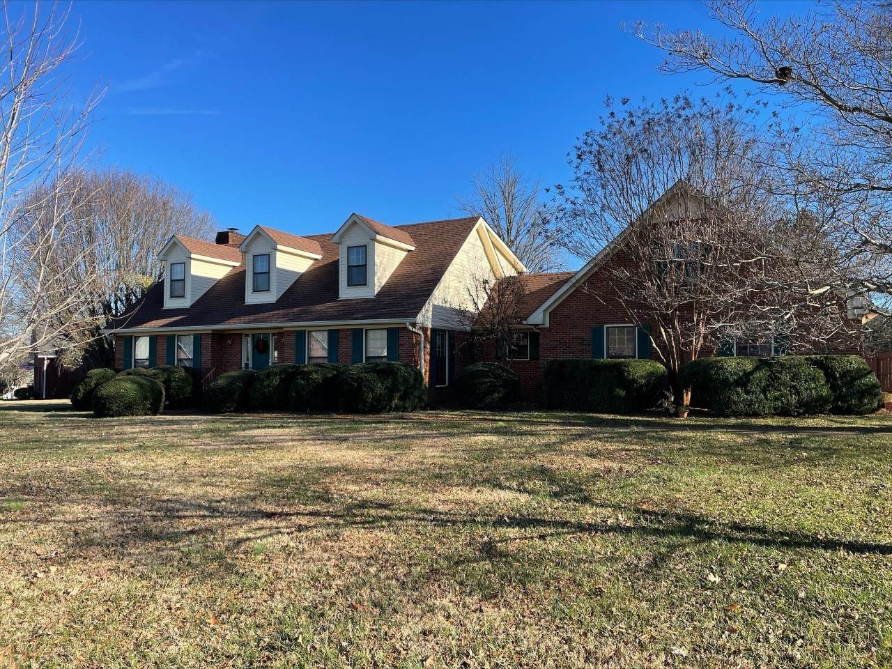 302 Brentmeade Dr - Photo 1