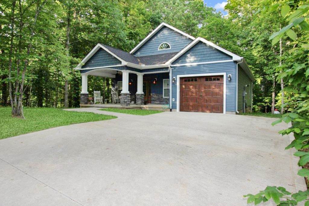 116 General Tilghman Dr - Photo 1