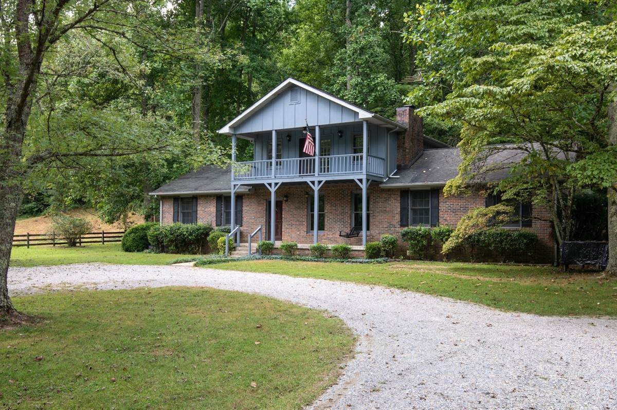 8528 S Tatum Creek Rd - Photo 1