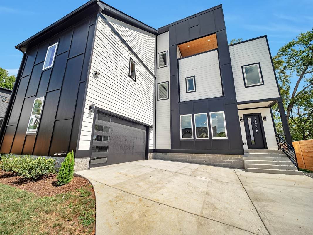 3102 Curtis St - Photo 1