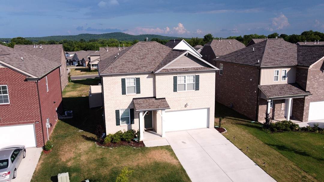 721 Amberton Dr - Photo 1