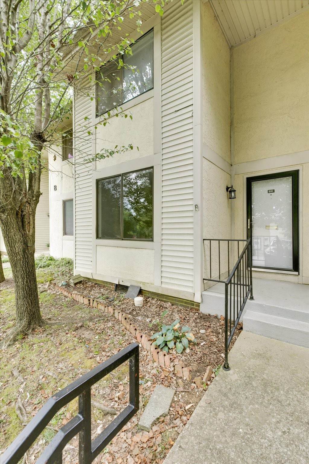 4958 Edmondson Pike - Photo 1