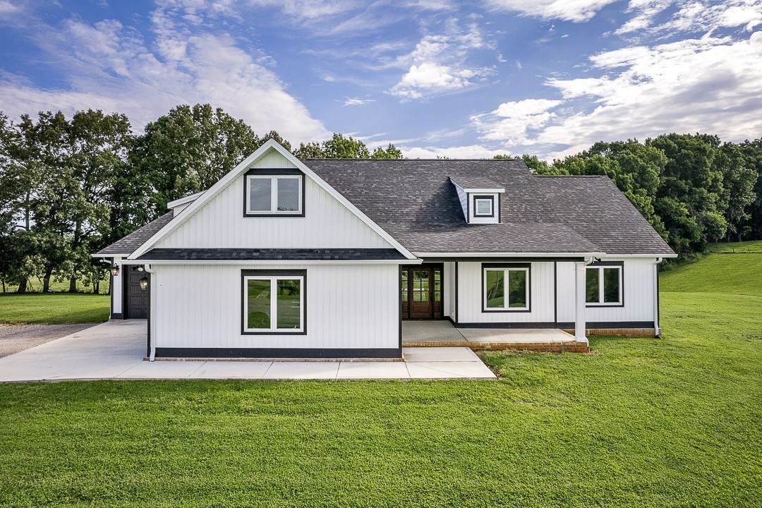 220 W Wilmouth Rd - Photo 1